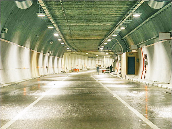 Перспективные направления обеспечения комплексной безопасности транспортных тоннелей 
